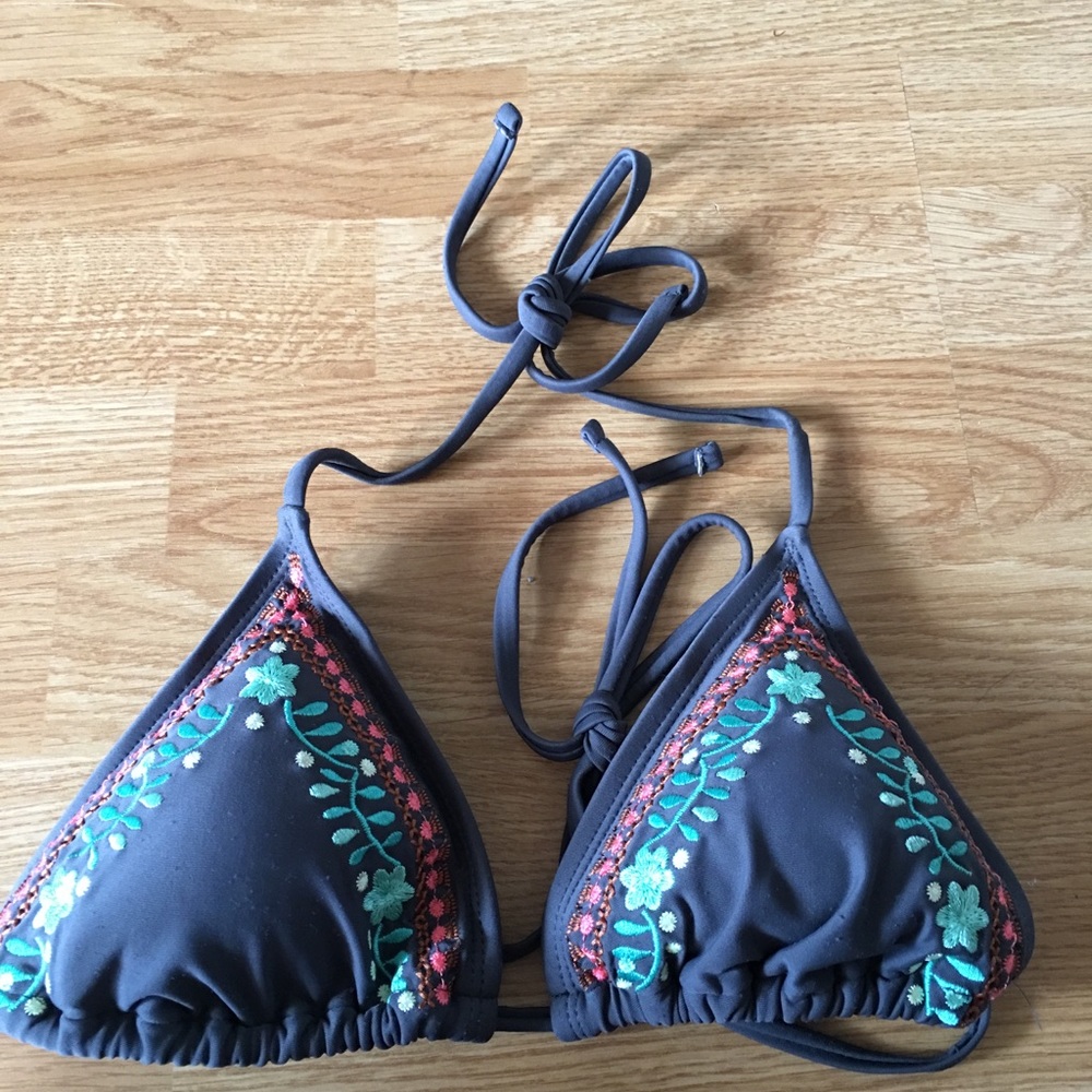 Bikini top